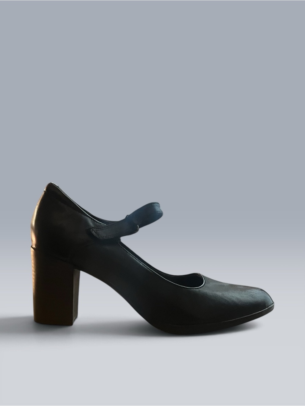 Clarks Black Mary Jane Block Heel Pump